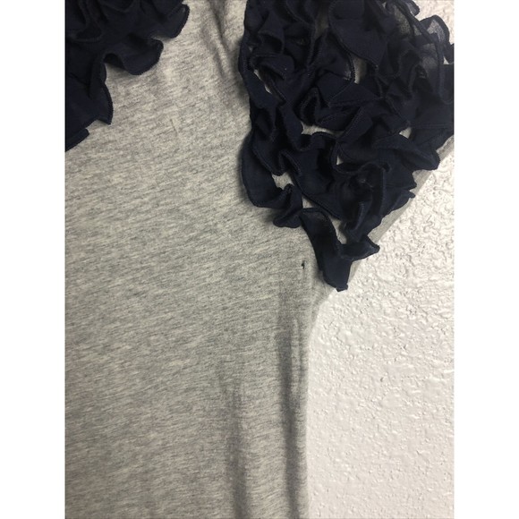 Twelve by Twelve Los Angeles Gray Top With Navy Ruffles Size Small Cute - Picture 3 of 6